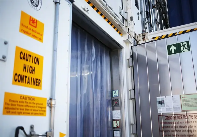 Locação de contêineres refrigerados para armazenamento a frio ArcticStore