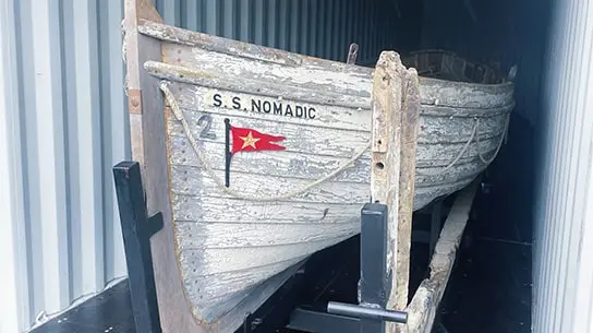 Bote salva-vidas do TITANIC armazenado seco, seguro e protegido. Autoarmazenamento da TITAN Containers